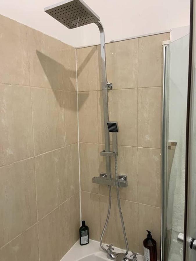 Lovely Spacious 1-Bedroom Flat In Tufnell Park Close To Central London Exterior foto