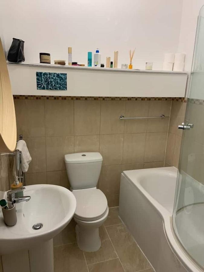 Lovely Spacious 1-Bedroom Flat In Tufnell Park Close To Central London Exterior foto